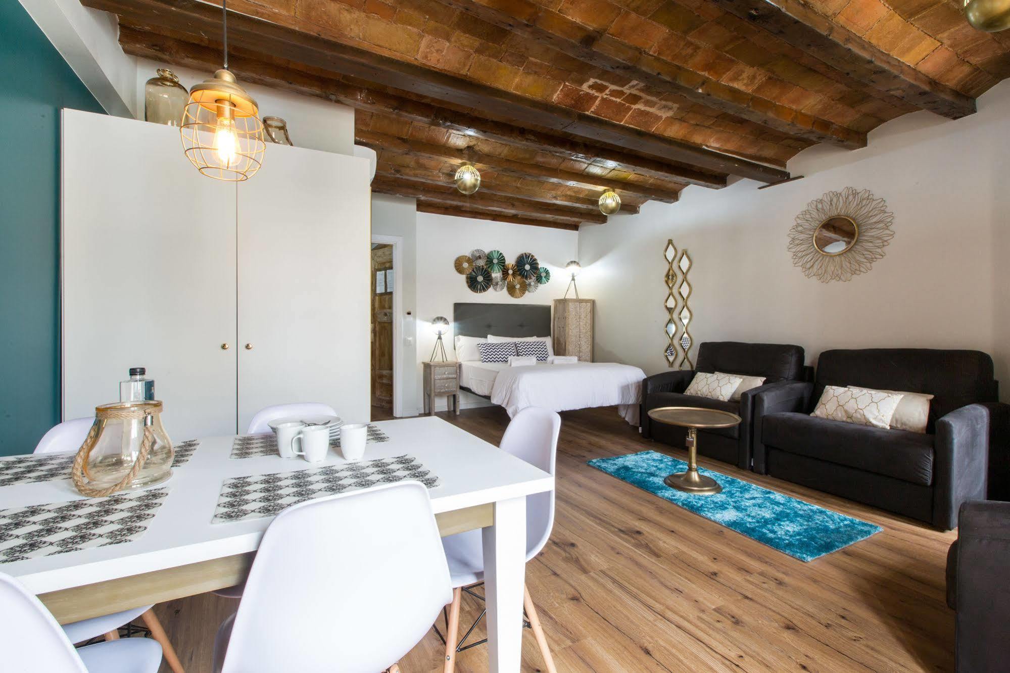 En Ferran By The Streets Hotel Барселона Екстериор снимка