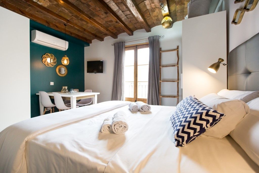 En Ferran By The Streets Hotel Барселона Екстериор снимка